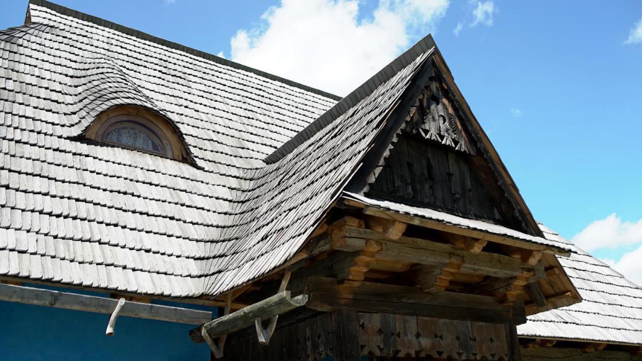 Iz De Maramures Rural Hotel (Adults Only) Surdesti  Bagian luar foto