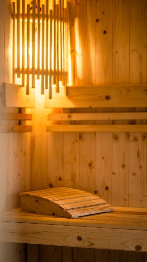 Iz De Maramures Rural Hotel (Adults Only) Surdesti  Bagian luar foto