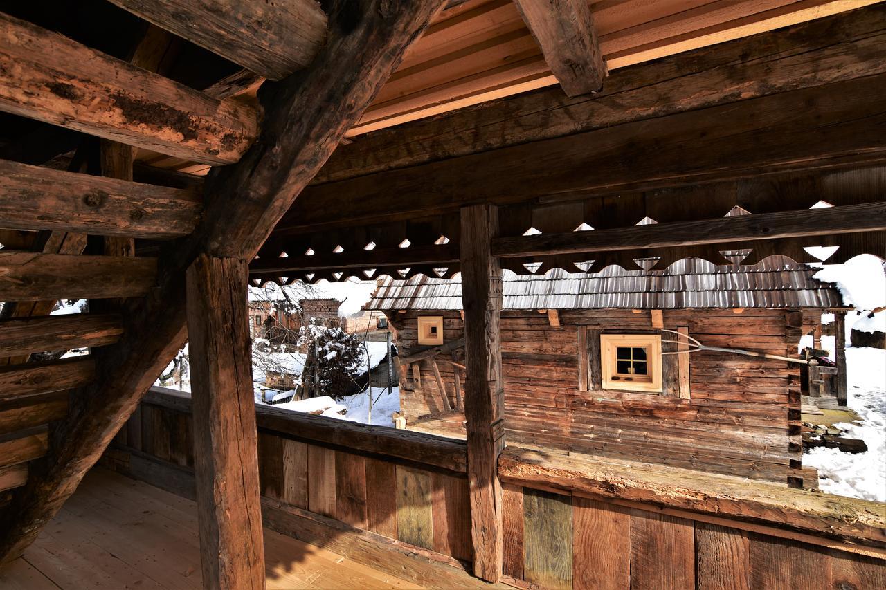 Iz De Maramures Rural Hotel (Adults Only) Surdesti  Bagian luar foto